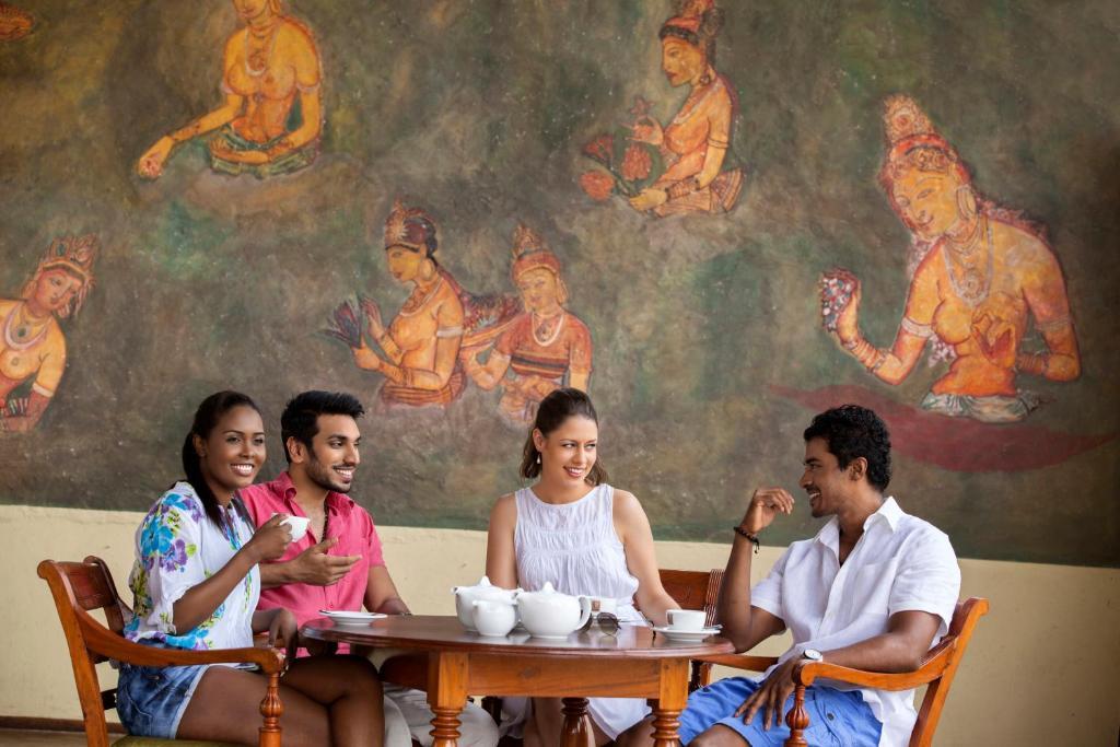 The Elephant Corridor Hotel Sigiriya Exterior foto