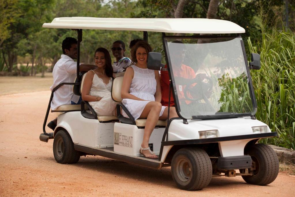 The Elephant Corridor Hotel Sigiriya Exterior foto