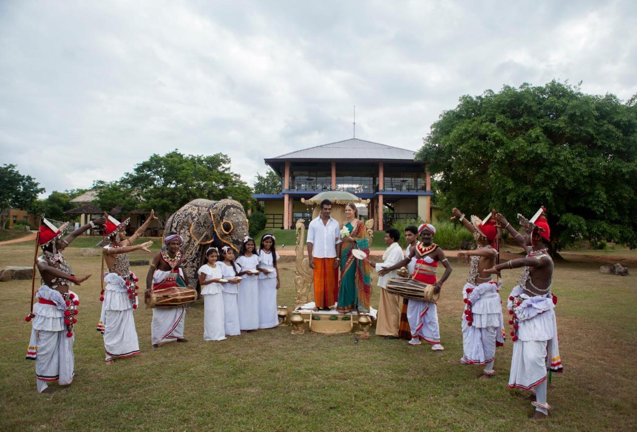 The Elephant Corridor Hotel Sigiriya Exterior foto